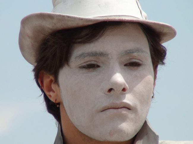 Sony HDR-CX130 sample still: Mime's face