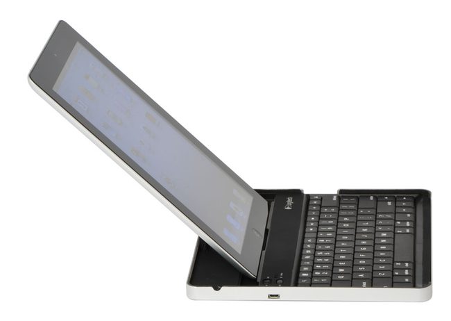 Logitech iPad 2 Bluetooth Keyboard Side View