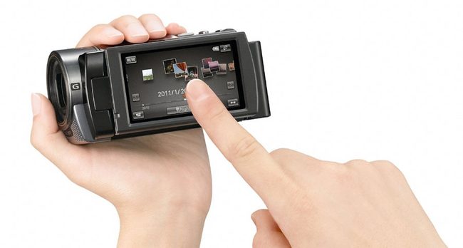 Sony HDR-CX130 touchscreen