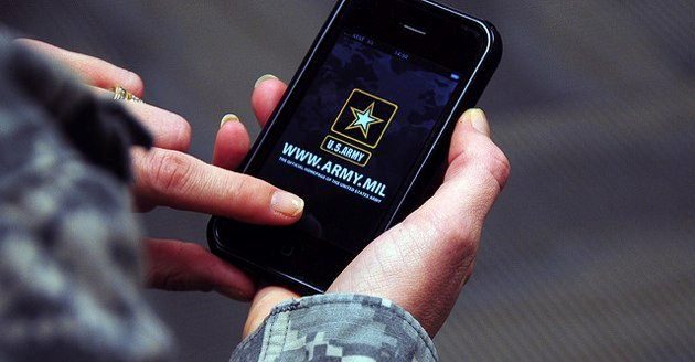 Army-iPhone