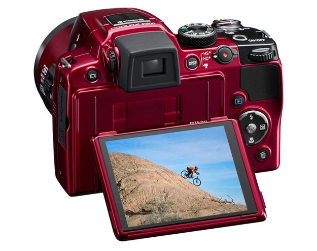 nikon-coolpix-p500-red-display