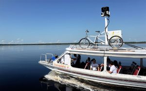 amazon-google-view-boat
