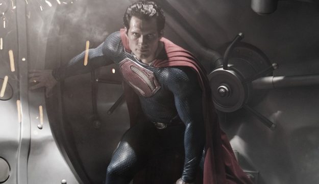 superman-man-of-steel-henry-cavill-in-costume