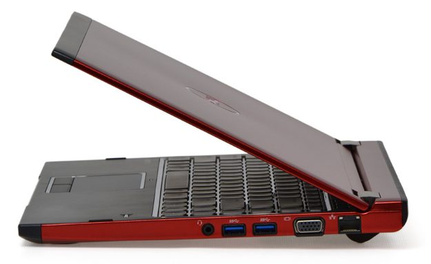 dell-vostro-v131-red-angle-right-lid-open