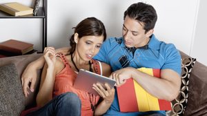 tablet-watching-tv