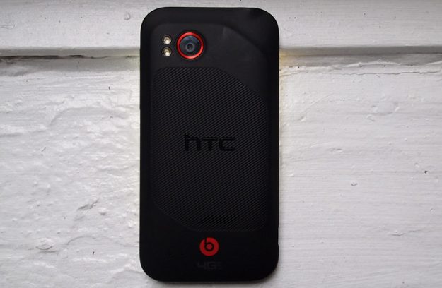 htc-rezound-review-back-camera