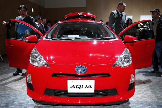 Toyota Aqua Prius C Doors