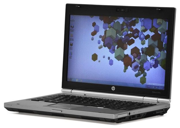hp-elitebook-2560p-silver-display-side