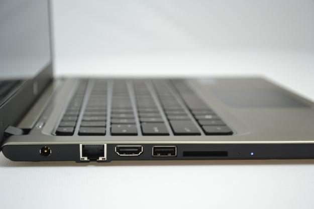 HP-Folio-13-Ports-Close