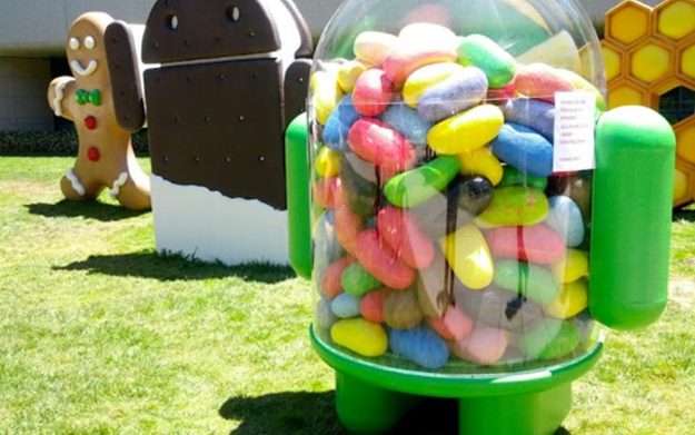 Google_Jelly_Bean_statue