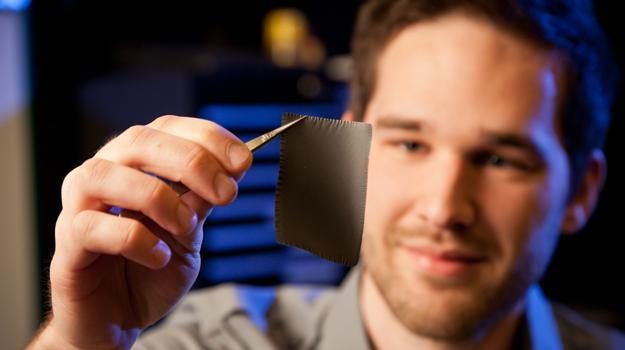 grad student corey hewitt with power felt thermoelectric energy harvesting