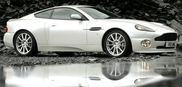 aston martin vanquish james bond die another day