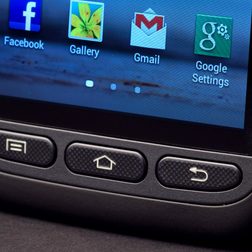 Samsung Galaxy Rugby Pro Review bottom buttons