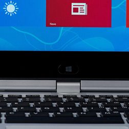 HP Elitebook Revolve front open macro