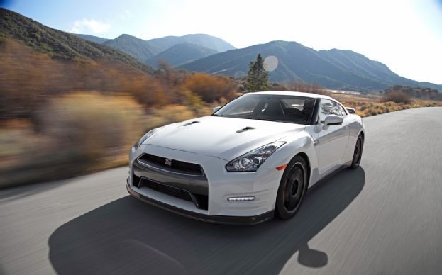 Nissan GT-R