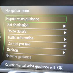 2013 volvo xc60 computer screen