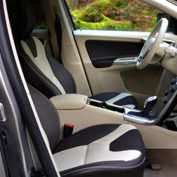 2013 volvo xc60 interior front