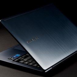 Samsung Ativ Book 5 review back angle