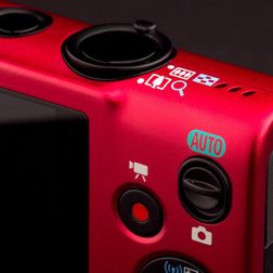 Canon Powershot ELPH 130IS top controls macro