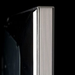 LG 55LA8600 LED TV corner angle