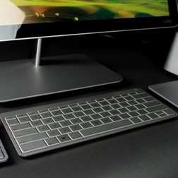 Vizio All in One Touch 24 review keyboard