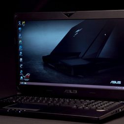 Asus G750JX review front angle