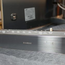 Samsung KN55S9C OLED TV breakout box