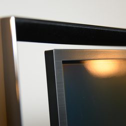 Samsung KN55S9C OLED TV inner bezel macro