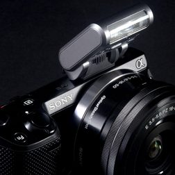 Sony NEX 5T flash