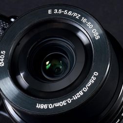 Sony NEX 5T lens macro
