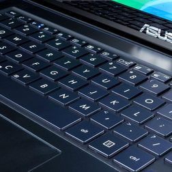 Asus UX301LADH71T Zenbook keyboard