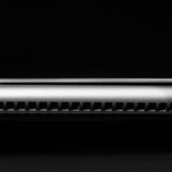 Dell-Inspiron-14-7000-vent-macro