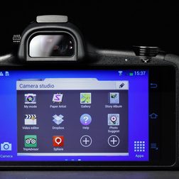 Samsung Galaxy NX Camera Studio