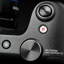 Samsung Galaxy NX top macro