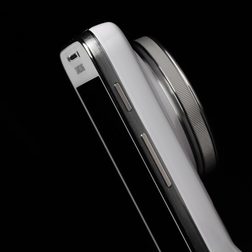Samsung-Galaxy-S4-Zoom-volume-buttons-macro