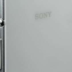 Sony-Xperia-Z-Ultra-macro-rear
