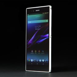 Sony-Xperia-Z-Ultra-screen-angle