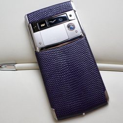 Vertu Signature Touch back full