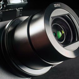 Sony Cybershot RX100 Mark III lens