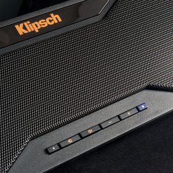 Klipsch R10B main buttons