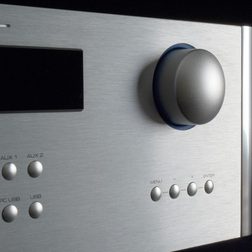 Rotel RA-1570