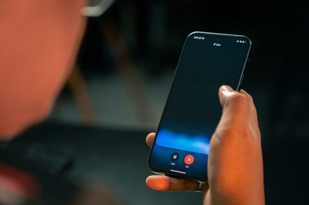 Gemini could finally let you choose how friendly it sounds