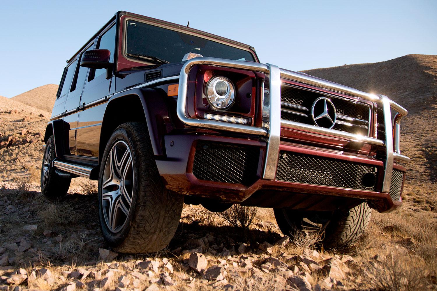 2014-Mercedes-Benz-G63-AMG-front-angle-m