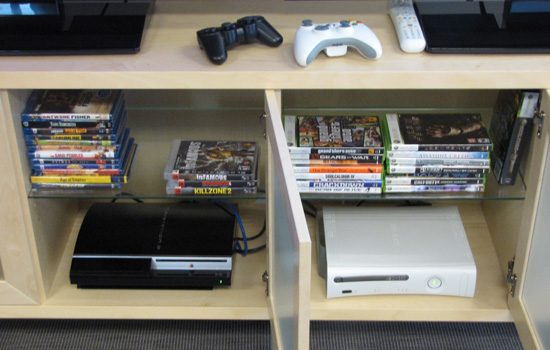 The PS3's form factor outshines the Xbox 360's