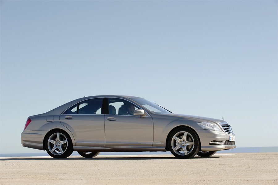 benz-blueeff-side