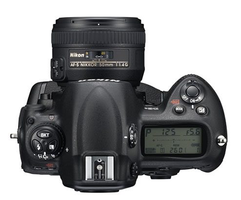 Nikon DS3 (top)
