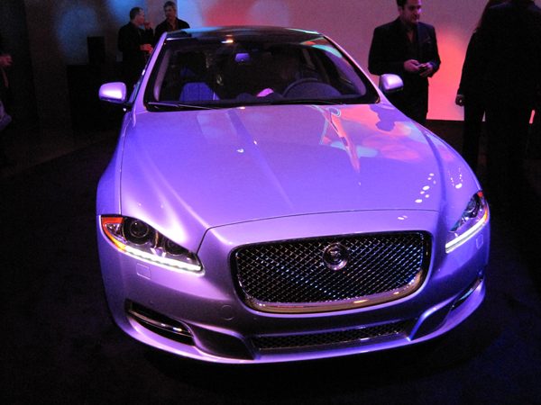 jaguar_xj_front_end