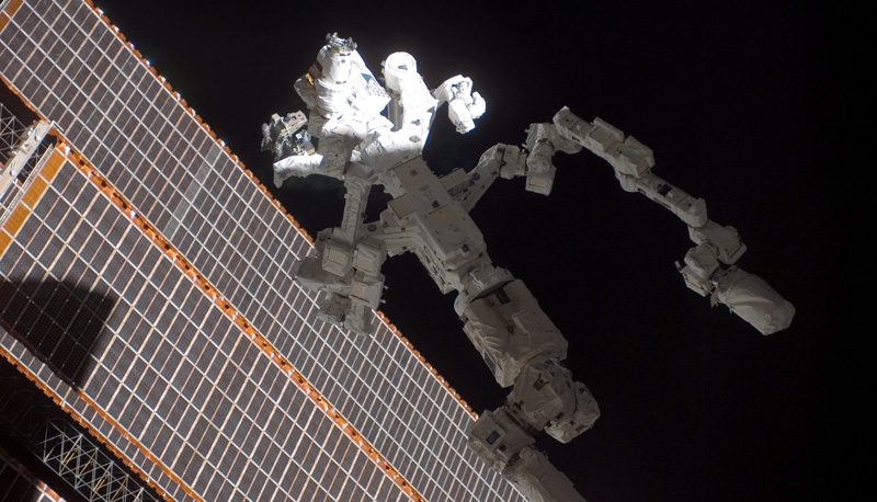 Dextre-Space-Robot