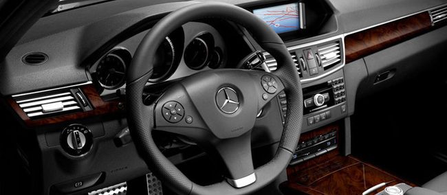 Mercedes-E-350-3