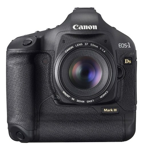 The Canon EOS-1Ds Mark III offers a 21.1 megapixel sensor